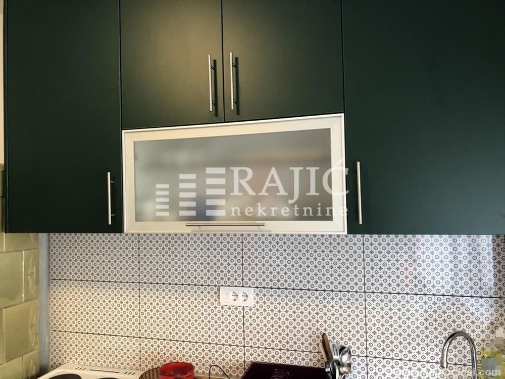 Fotografija stana 6 od 21
