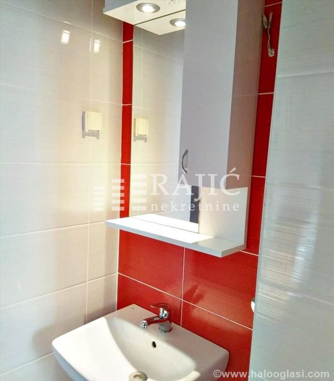 Fotografija stana 18 od 21