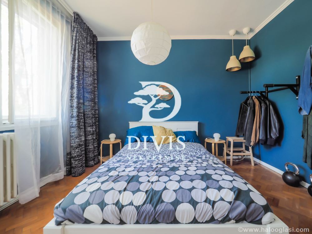 two-room apartment for sale in Veljka Lukića Kurjaka — photo