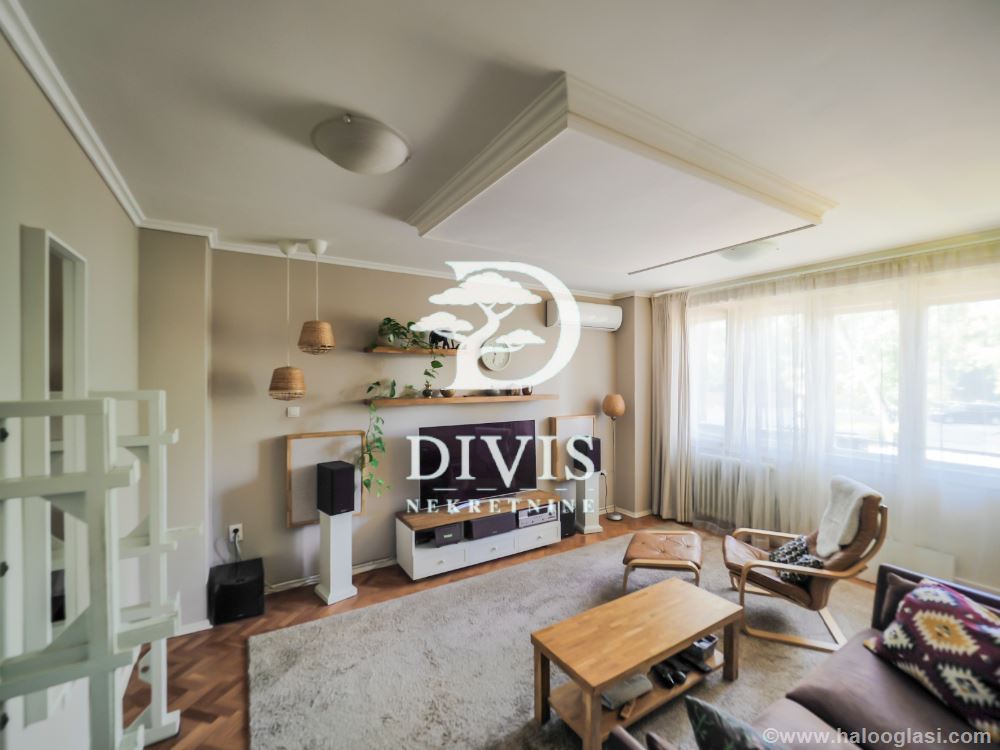 two-room apartment for sale in Veljka Lukića Kurjaka — photo