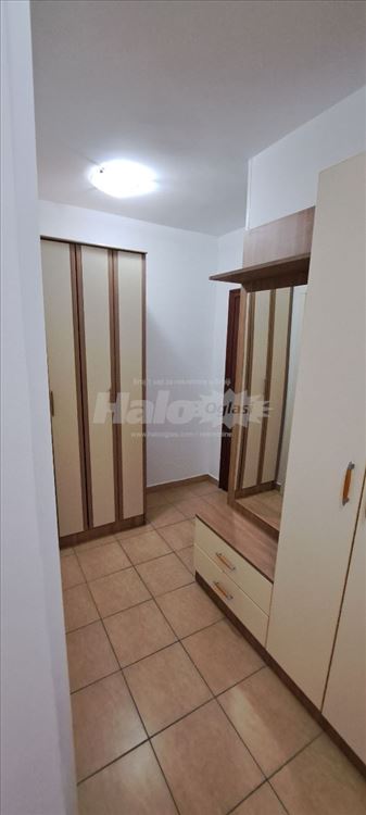 Fotografija stana 3 od 13