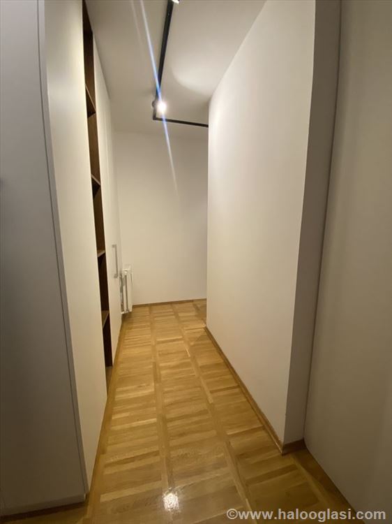 Суботица, Прозивка, 8 марта, 150m2, 4.0 — фото