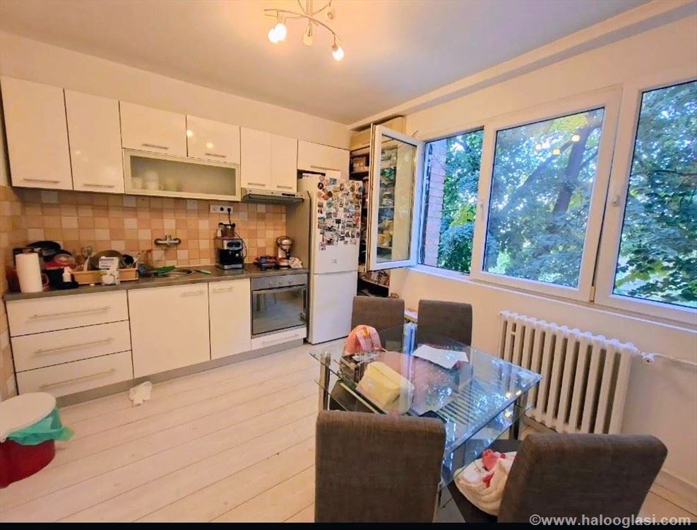 Dobar полуторакомнатная в Земуне, 36m2 на 3 этаже — фото