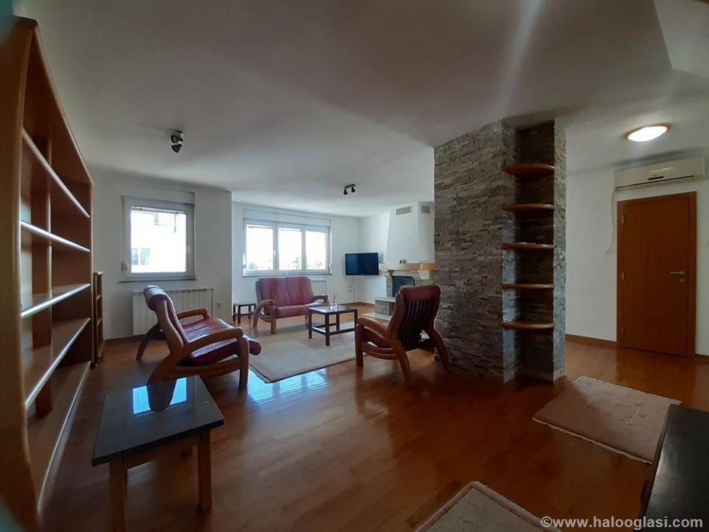 Современный квартира с двумя гаражами, 150m2 — фото