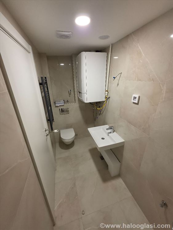 Новый, 3.0 квартира (74m²) — люкс 51, волосы Бежания — фото