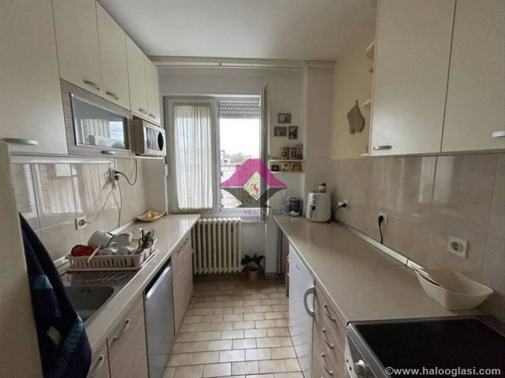Нови-Сад, Лиман III, 64m2 с террасой, на кадастровом учете ID# — фото