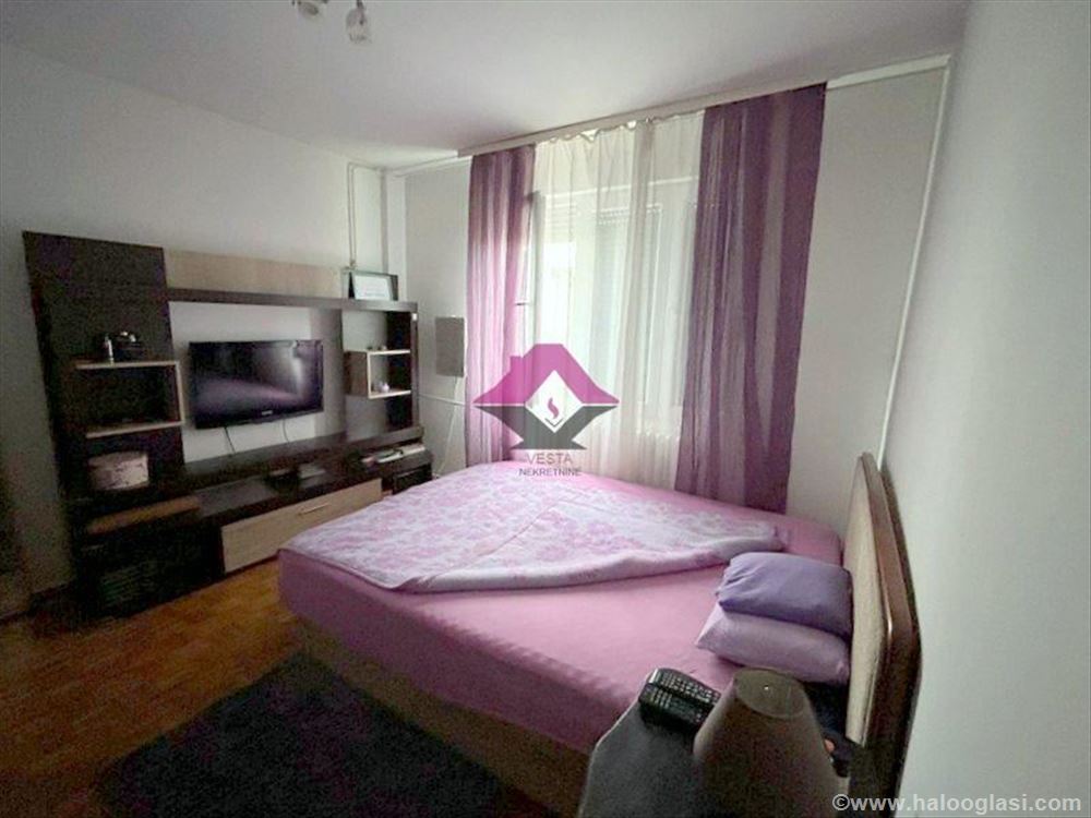 Нови-Сад, Лиман III, 64m2 с террасой, на кадастровом учете ID# — фото