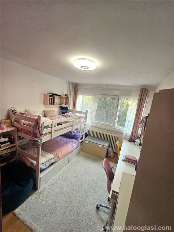 Odlična ponuda-Renoviran 3.0 stan,Labudovo brdo(Uk — fotografija