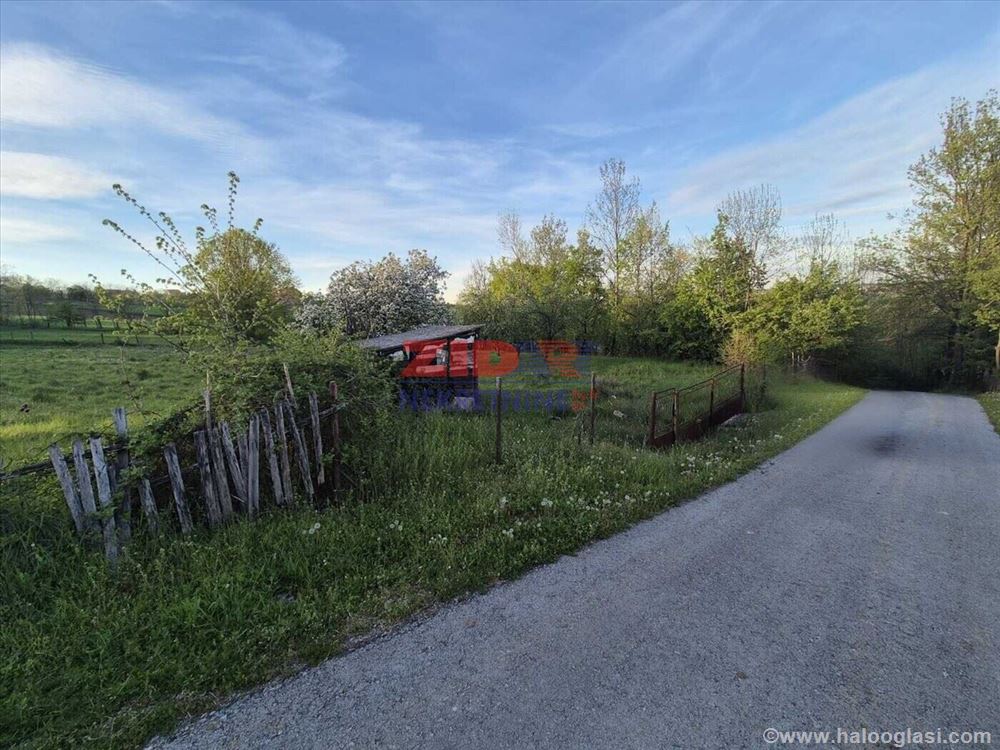 Plac Baćevac — fotografija
