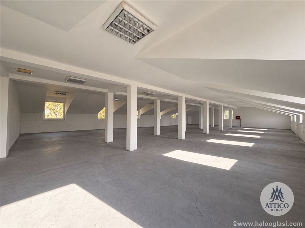 Izdaje se poslovni prosotor – Kać, uz magistralni — fotografija