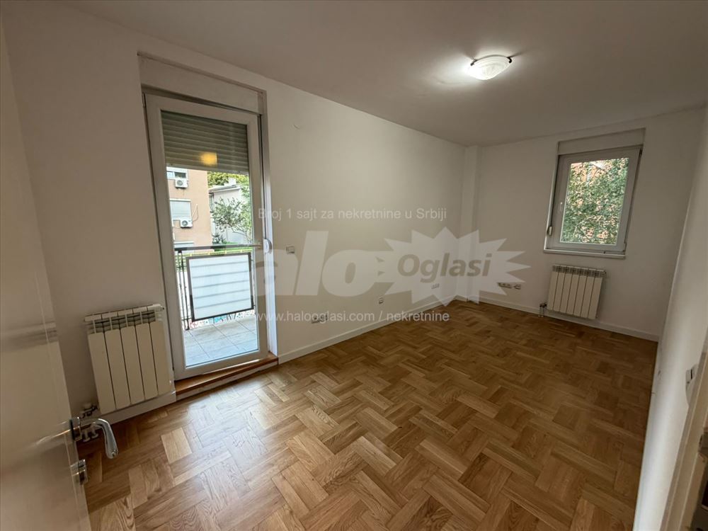 Bright 3.0 apartment, immediately ready to move in with garage — photo