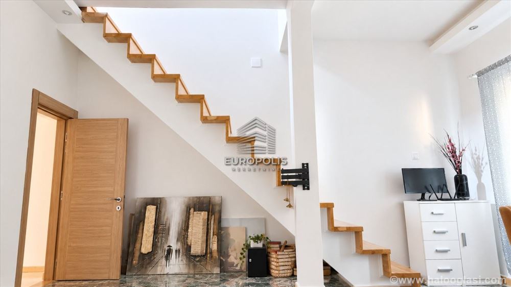 Дуплекс в Земуне, отремонтированный квартира автором 89 m² — фото