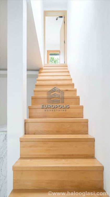 Дуплекс в Земуне, отремонтированный квартира автором 89 m² — фото