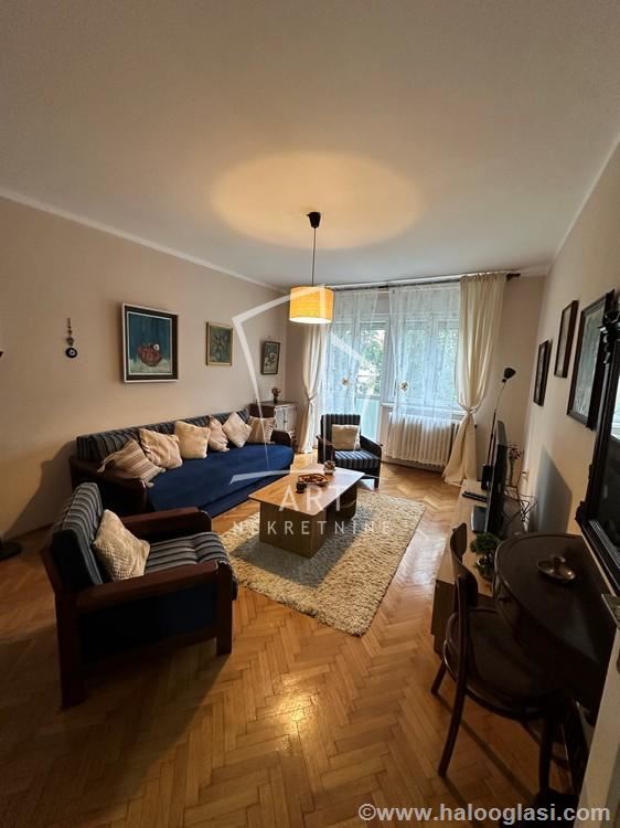 Krunska, potpuno opremljen — fotografija
