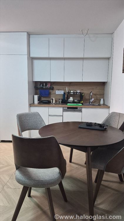 Prodaja stana–Višnjička Banja,3. uknjižen 68m2 — fotografija