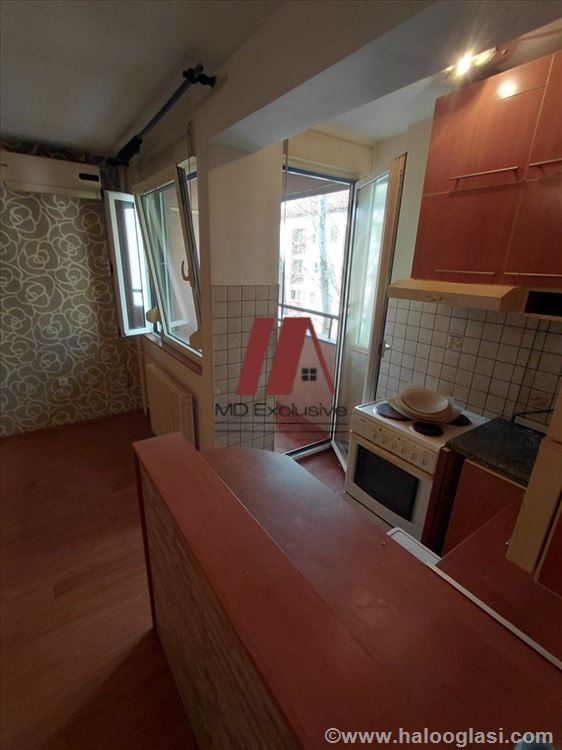 квартира на продажу-Очарование старой постройки, потенциал для — фото