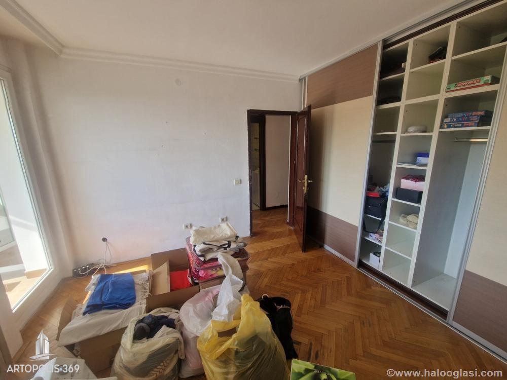 Strukturno najlepši trosoban stan na Ceraku — fotografija