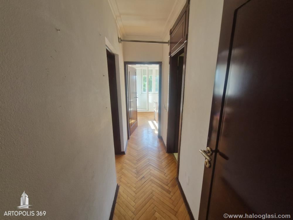 Strukturno najlepši trosoban stan na Ceraku — fotografija
