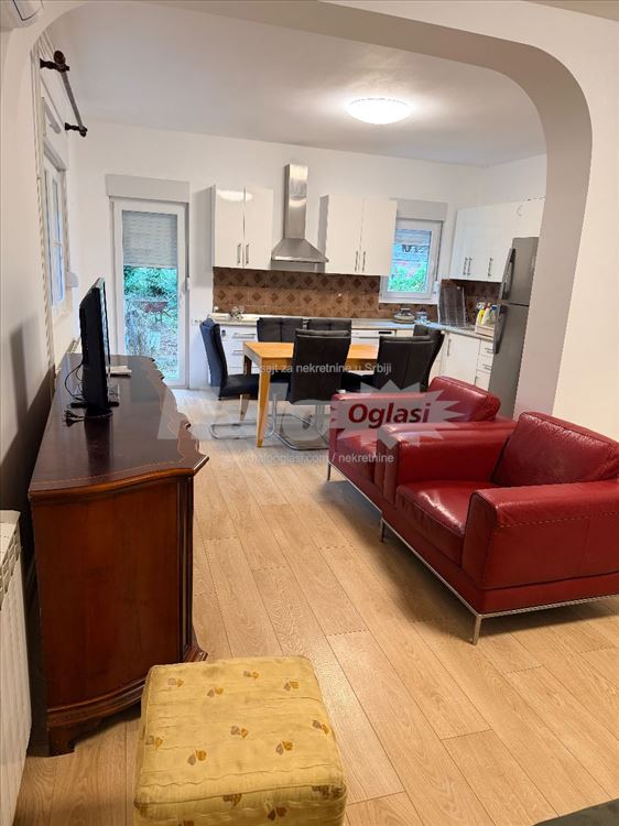 Семья квартира из 70 m², Яджинчи, недалеко от Баницы — фото