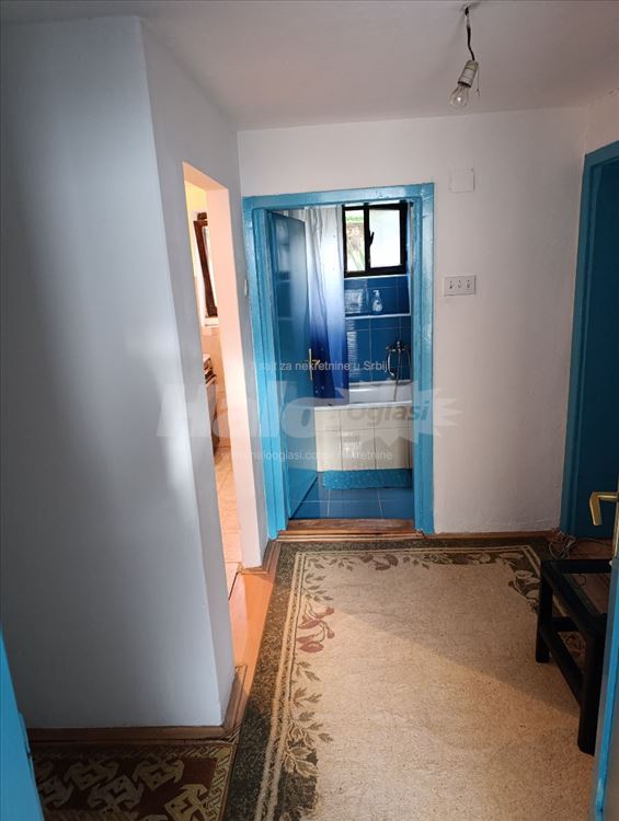 for rent two-room apartment for students or workers — photo