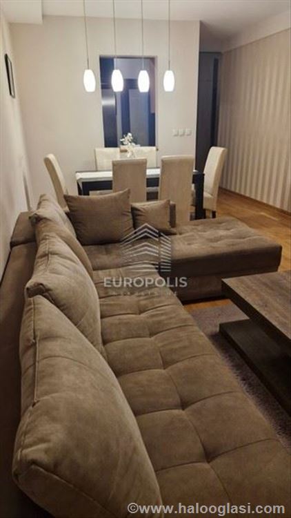 Lux stan kod Đerma — fotografija