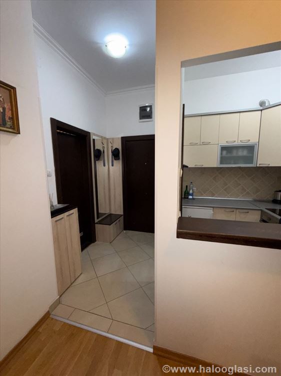 Boulevard Oslobodjenja 47 m2 - 550 EUR — photo