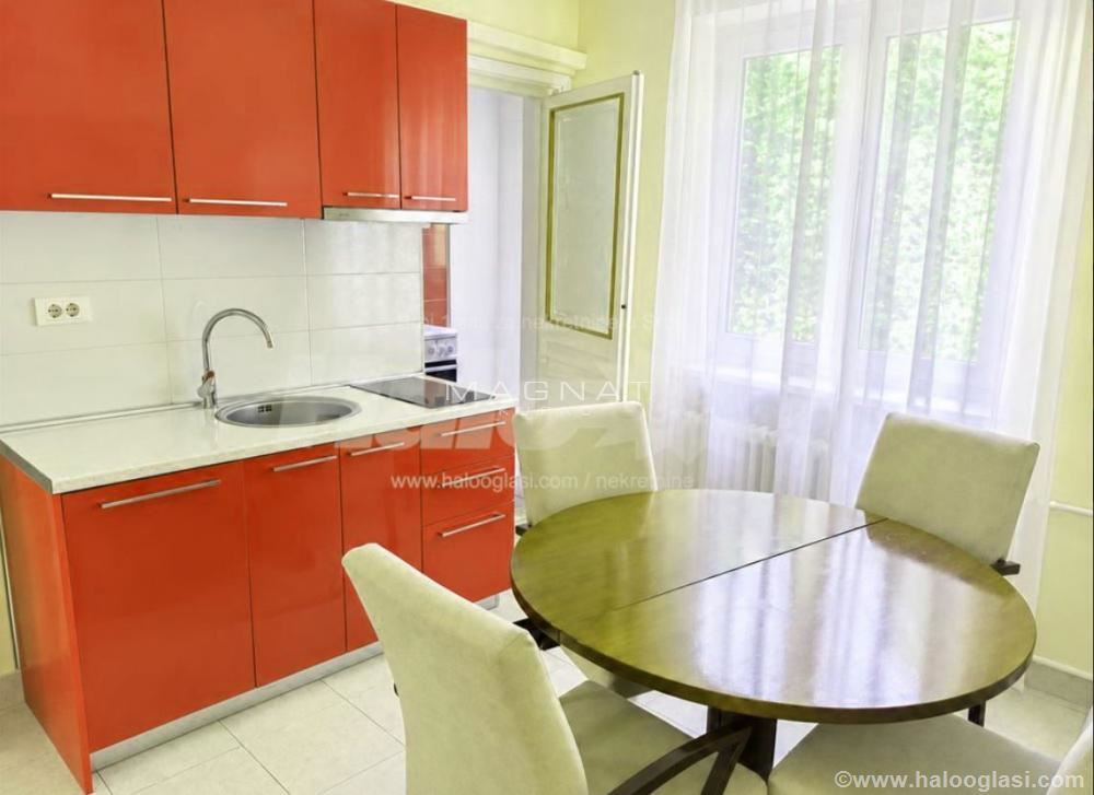 Дорчол - lux квартира - crkva Aleksanda Nevskog — фото