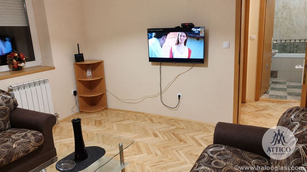 Two-room apartment for rent - Adamovićevo village, 5 — photo