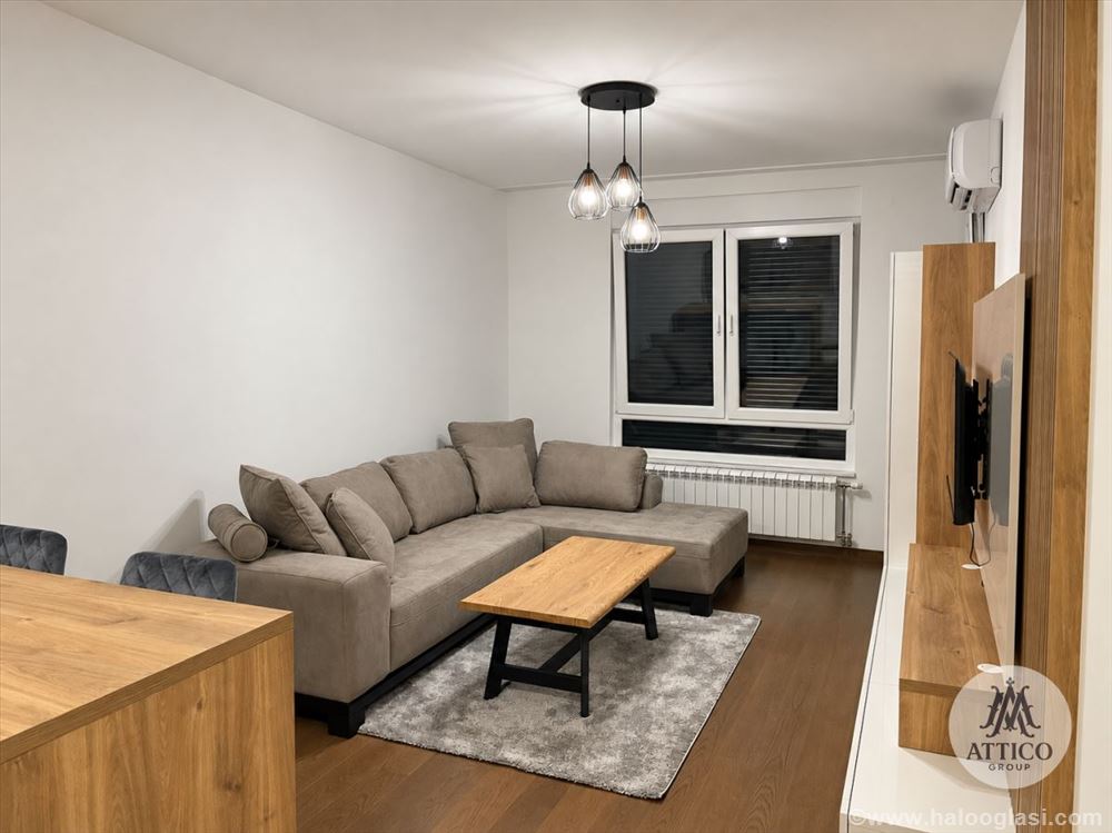One-bedroom apartment for rent with parking - Rotk — photo