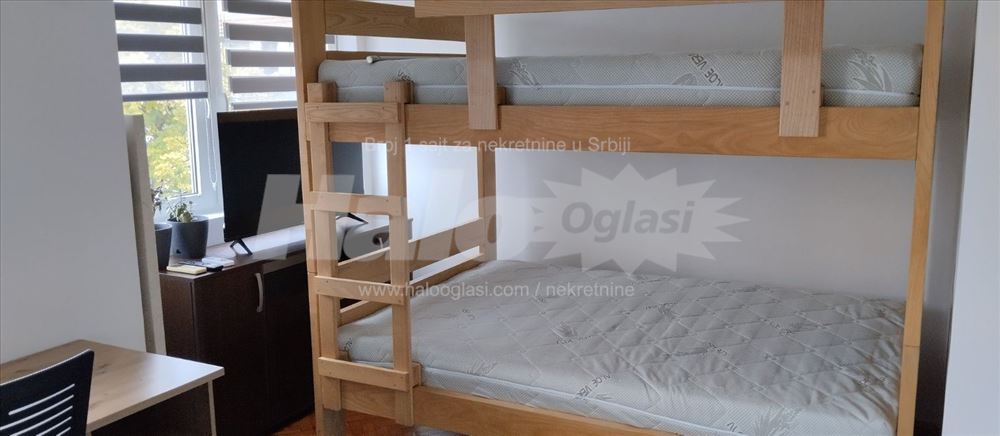Stan na odličnoj lokaciji — fotografija