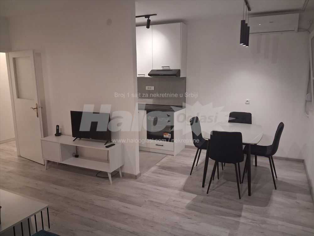 apartment for rent completely renovated — photo